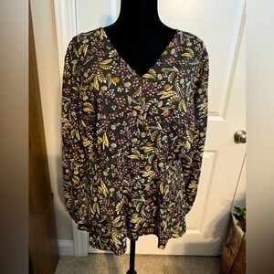 Plus Size dressy blouse Size 16